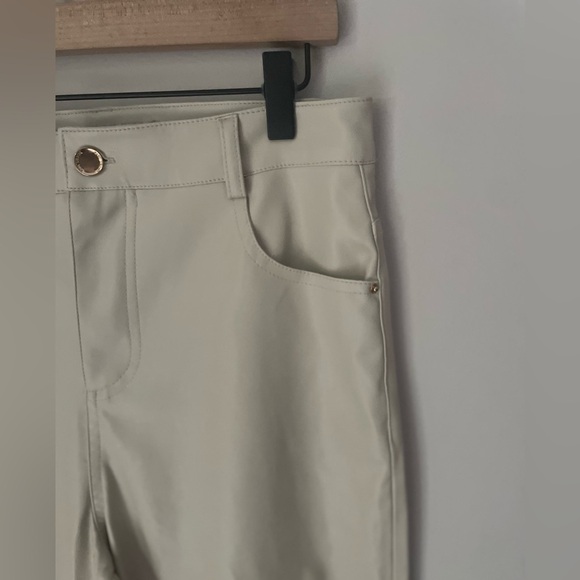Zara Cream Pleather Wide Leg High Rise Pants Size 4 - Picture 2 of 11
